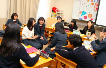 在日本高中学习和生活一般会花费多钱？