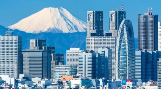 日本中学生留学难得而有意义，可以在多方面得到提升和成长